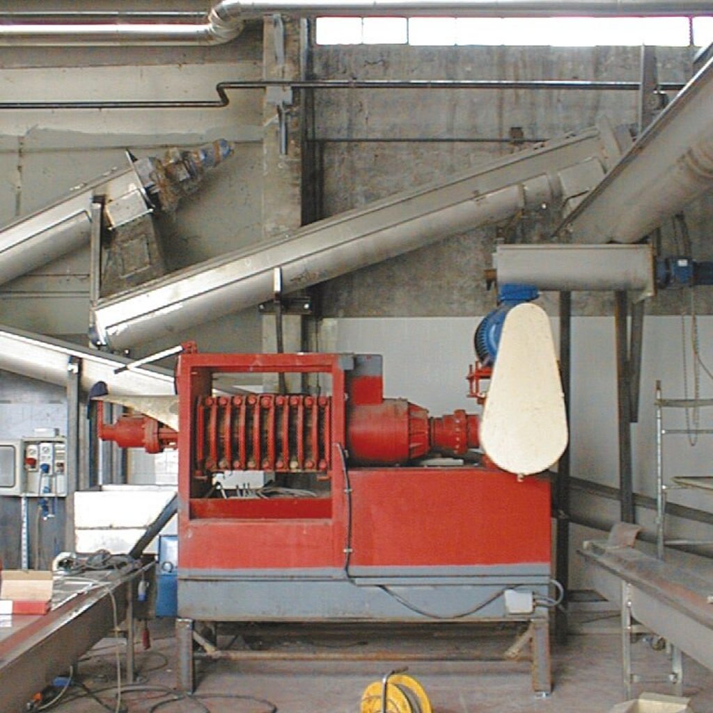 Impianto di trasformazione sottoprodotti della macellazione e produzione farine animali