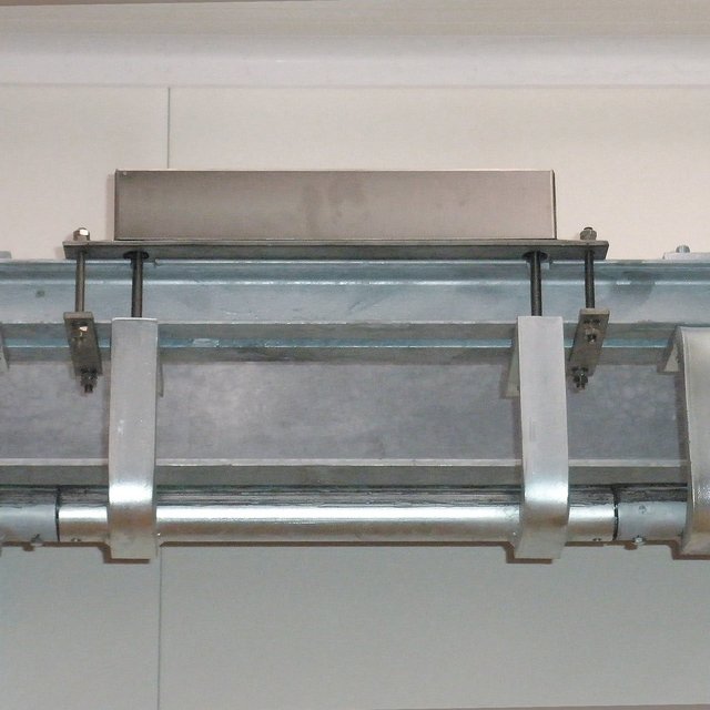 Aerial scale with load cells