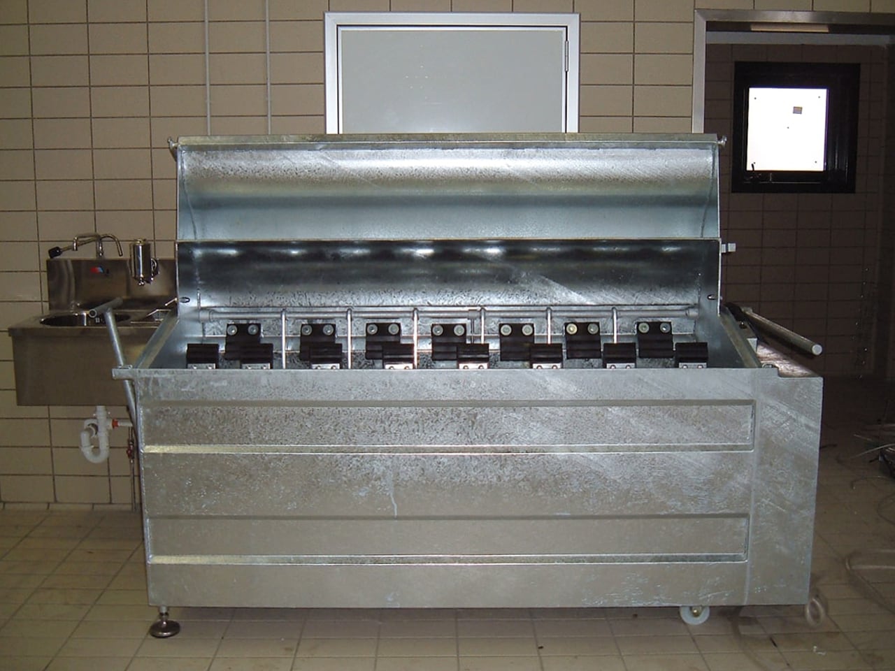 Combined scalding/dehairing unit Combined scalding/dehairing unit